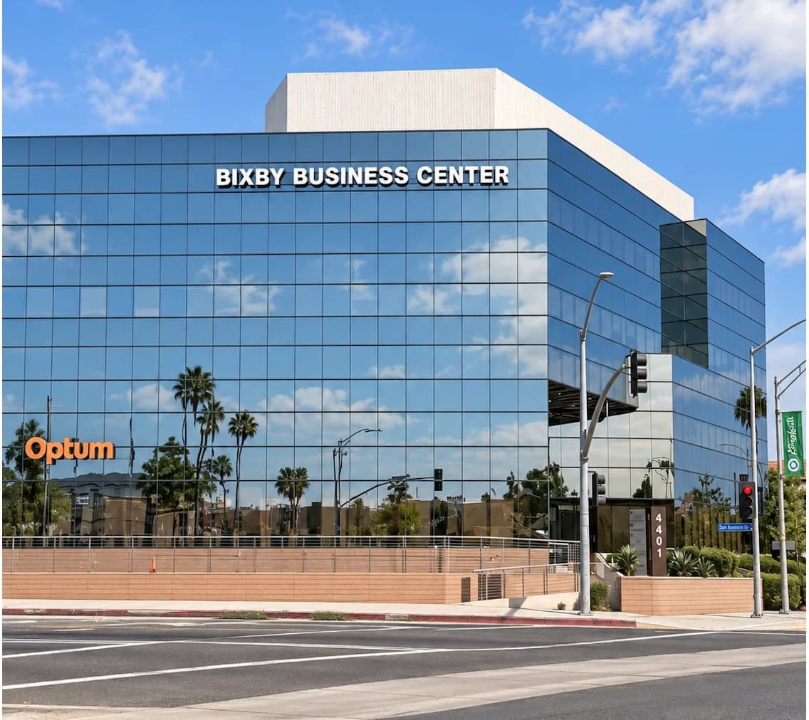 The building at 4401 Atlantic Avenue in Long Beach that houses the KOH Physical Therapy Lab clinic